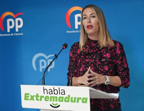 María Guardiola pide a Vara que reaccione para ayudar a los agricultores y ganaderos a salir de esta grave crisis